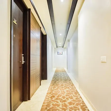 Palette - Solitaire Grand 3* Sirsa